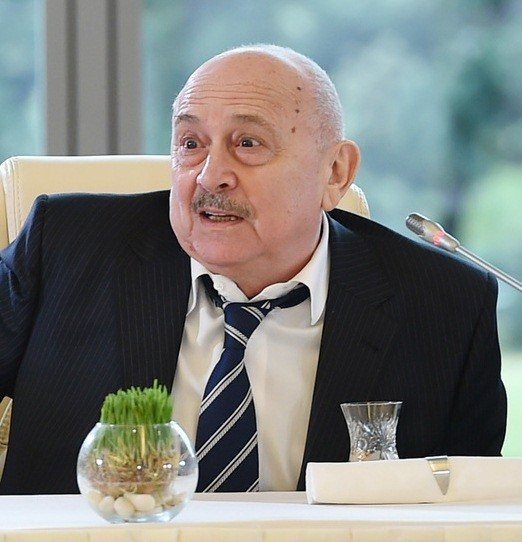 Александр Шаровский выступает на встрече деятелей культуры, 2019 год